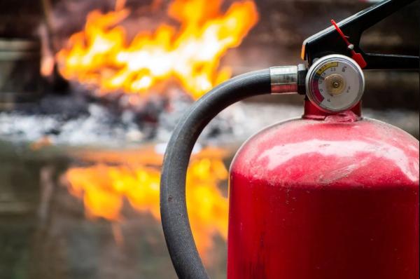 احمى بيتك من خطر الحريق | طفايات حريق للبيع | صيانة وتعبئة | اغاثة لأجهزة الاطفاء