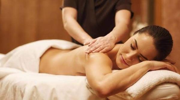 عز لجلسات مساج وعلاج طبيعى 01019014502