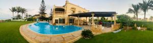 Castle For Sale In Marina 5 - قصر للبيع في مارينا 5 (E5709)