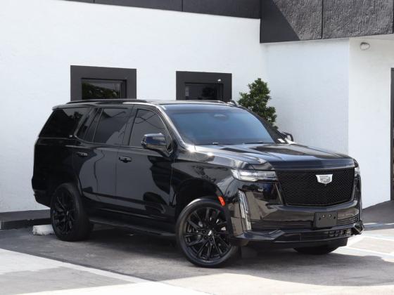 Your Pharaoh-Worthy Arrival: Cadillac Escalade 2025 VIP Experience – Cairo's Past Meets Future Luxury