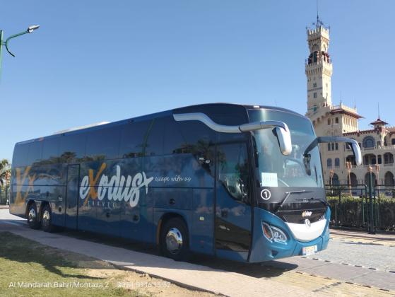 ايجار اتوبيس سياحي مرسيدس 50 راكب للمجموعات | ليموزين المطار وخدمات الشركات