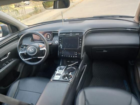 إيجار هيونداي توسان بالسائق خدمة مميزة داخل القاهرة