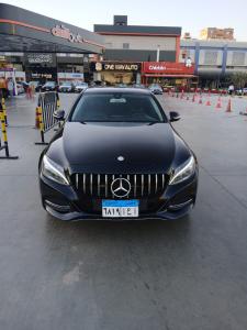 إيجار مرسيدس C بالسائق واستمتع بخصومات تصل إلى 20% عند ال