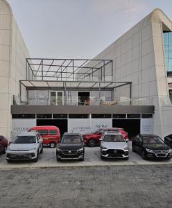 محل للبيع (موقع متميز ) المساحة ٢٦٥م بمول سنترادا بالدو�